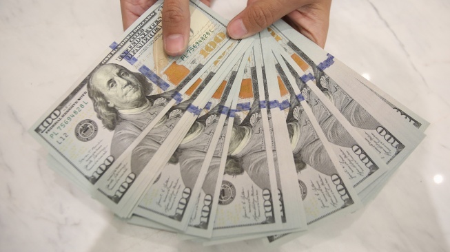 Rupiah Menguat Berkat Keberanian Pemerintah Naikkan Harga Pertamax