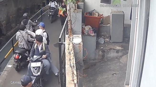 Lagi Ujian Diciduk Polisi! 2 Pelajar Palmerah Ditangkap usai Bacok Siswa SMK secara Acak