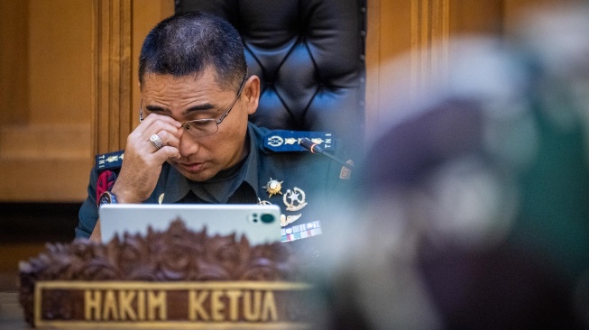 Hakim Ketua Kolonel Chk Fredy Ferdian Isnartanto memimpin sidang pembacaan putusan di Pengadilan Militer II-08, Jakarta, Rabu (10/6/2026). [ANTARA FOTO/Bayu Pratama S/nz]
