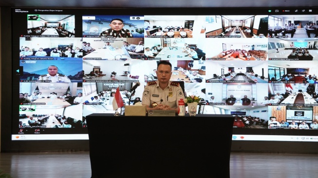 Pengarahan kepada seluruh petugas Imigrasi di seluruh Indonesia dan Atase Imigrasi diPerwakilan RI dilaksanakan secara hybrid di Aula Ditjen Imigrasi, Selasa (9/6/2026). (Dok: Ditjen Imigrasi)