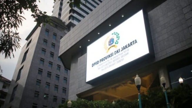 Kawal Pembangunan Jaringan Air Perpipaan Bentuk Komitmen DPRD DKI