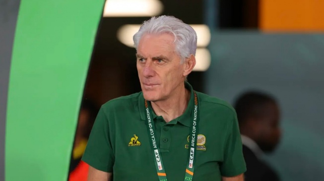 Hugo Broos hadir sebagai sosok pelatih senior yang kaya pengalaman untuk Afrika Selatan. [Cafonline]