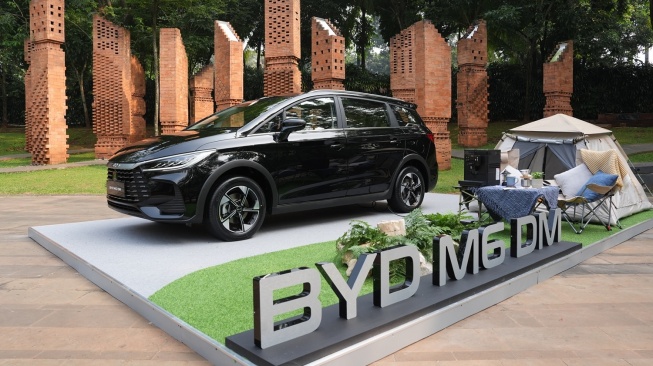 Harga BYD M6 DM di bawah Rp300 Juta, Lebih Murah dari Toyota Veloz Hybrid