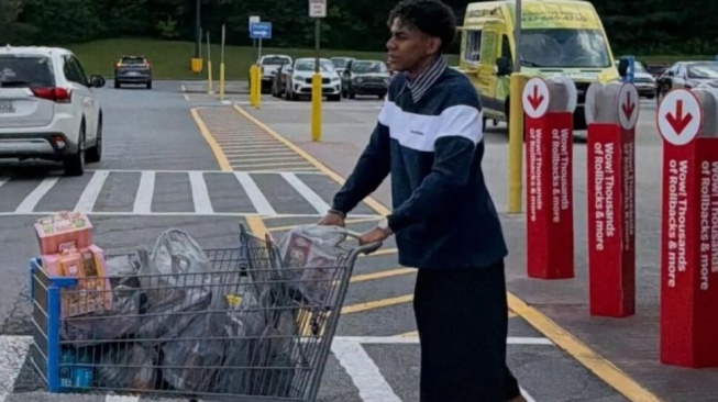 Katanya Cedera? Viral Lamine Yamal Ketahuan Asyik Belanja di Amerika Serikat