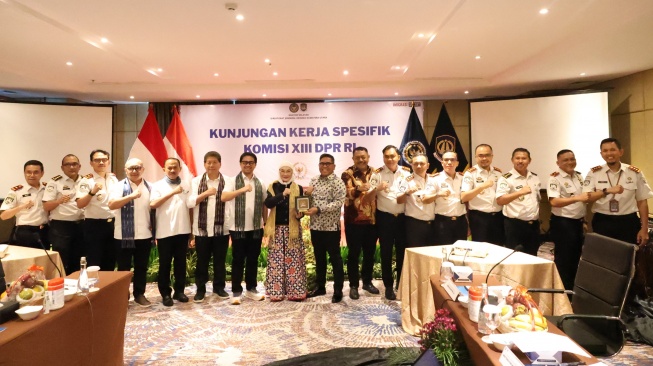 Jajaran Kantor Wilayah (Kanwil) Direktorat Jenderal Imigrasi Sumatera Utara menerima Kunjungan Kerja Spesifik dari Komisi XIII DPR RI, Jumat (12/6/2026). [Ist]