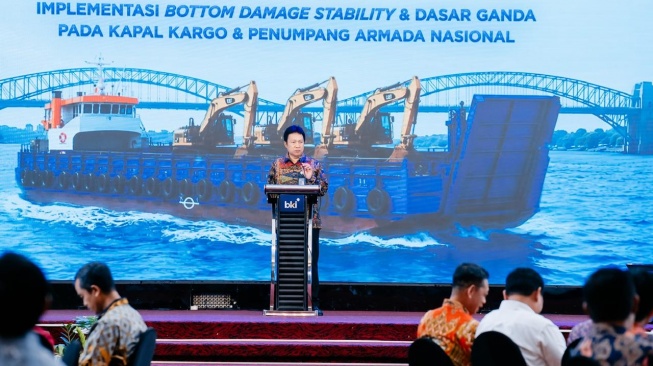 PT Biro Klasifikasi Indonesia (Persero) atau BKI menggelar sosialisasi bertajuk Sinergi Regulasi dan Keselamatan: Implementasi Bottom Damage Stability & Dasar Ganda pada Kapal Kargo dan Penumpang Armada Nasional. Kegiatan berlangsung di ASTON Samarinda Hotel & Convention Center, Samarinda, Senin (8/6/2026). [ho]