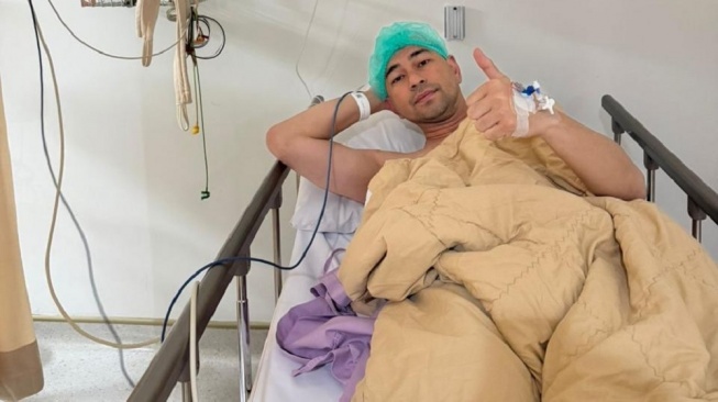 Raffi Ahmad baru saja menjalani operasi yang bikin penasaran para penggemarnya. [Instagram]