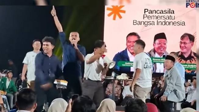 Bongkar Alasan Geruduk Menteri, SEMA UGM: Mereka Banyak Mengibul dan Khianati Rakyat!