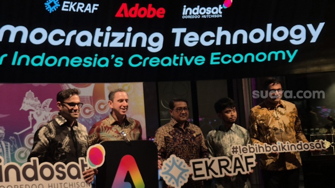 Kolaborasi Indosat, Adobe, dan Kemenkraf memperkuat ekosistem kreator digital Indonesia di Jakarta, Senin (16/6/2026). [Suara.com/Dythia]