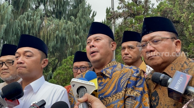Antrean Haji 26 Tahun Masih Kelamaan, Prabowo Perintahkan Pangkas Lagi!
