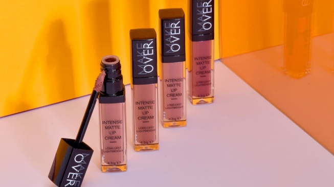 4 Lipstik Matte Tahan Lama Terbaik untuk Bibir Cantik Menurut Review