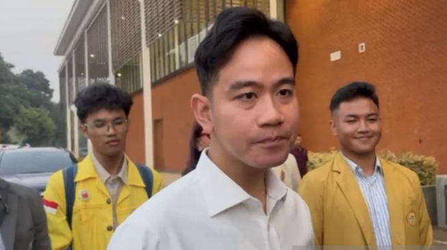 Ajak Mahasiswa UI Kunker, Gibran Kawal Program MBG: Tiap Rupiah Harus Bermanfaat, Tanpa Korupsi!