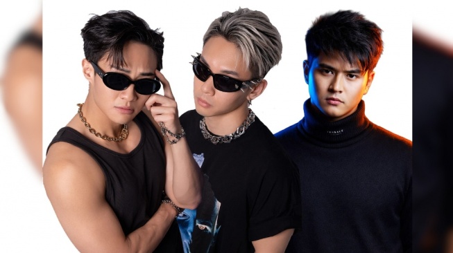 Mad World: Kolaborasi Hard Lights dengan Musisi Kelas Dunia Bergaya Techno Crossover