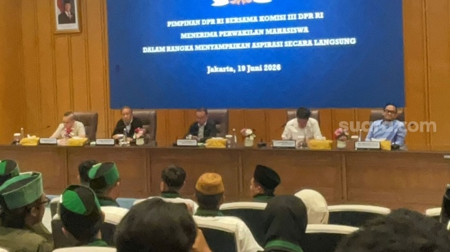 Perwakilan Massa Mahasiswa Akhirnya Diterima Pimpinan DPR, Audiensi Digelar Tertutup