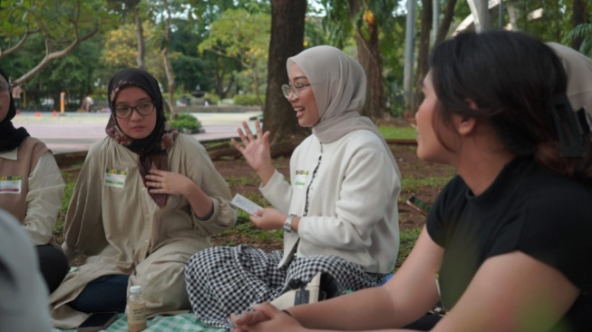 Halo Tante dan Om! Cara Komunitas Ini Mengubah Pola Asuh Kaku Menjadi Lebih Inklusif