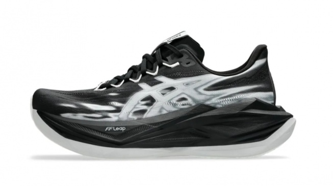 ASICS Superblast 3