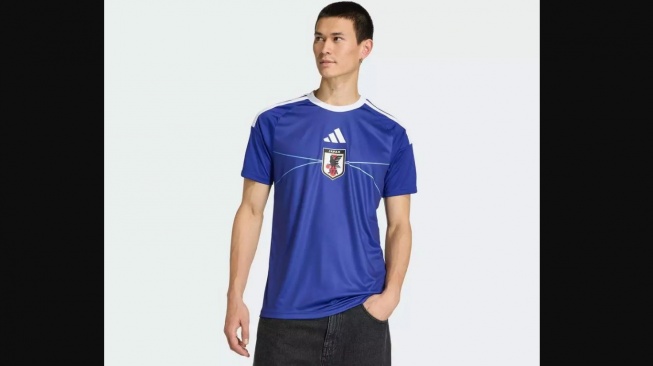 Adidas Football Japan 26 Home Fan Jersey Men Blue. (Adidas)