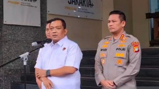 Polda Metro Jaya Tegaskan Penanganan Kasus Roy SuryoDokter Tifa Sesuai Prosedur KUHAP