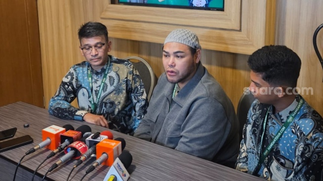 Ruben Onsu dan Ivan Gunawan Pilih Tak Sekamar saat Umrah, Ini Alasannya
