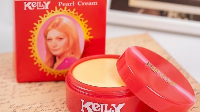 Krim Kelly untuk Usia Berapa Sebenarnya? Intip Kandungan Skincare Legendaris Ini
