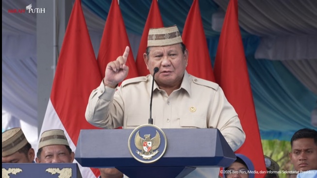 Dianugerahi Lencana Emas di Gorontalo, Prabowo Dinilai Berjasa Bagi Petani-Nelayan