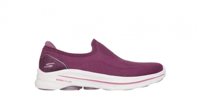 3 Sepatu Jalan Skechers Diskon di Sports Station, Intip Harga dan Ulasan Penggunanya
