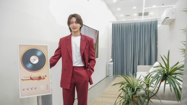 Artis Choi Minho memperkenalkan LG K House di Jakarta, Rabu (24/6/2026). [LG Electronics Indonesia]