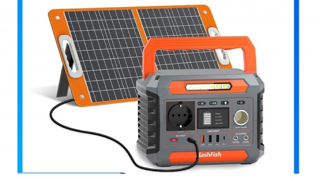 Flashfish Portable Solar Generator P66 power bank solar panel surya (shopee)