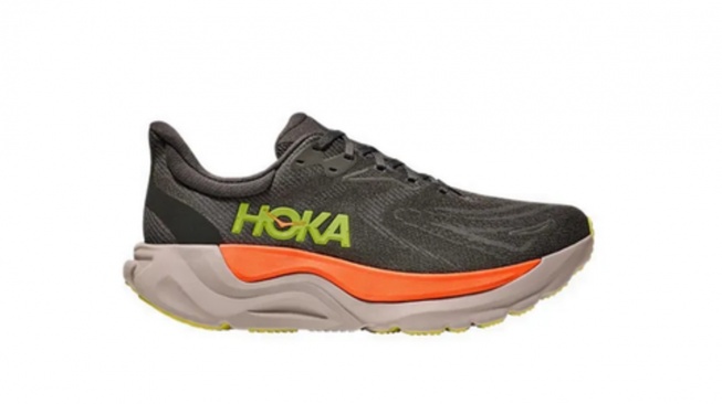 6 Sepatu Lari Hoka Diskon Besar di Sports Station, Hemat hingga Rp1,9 Juta