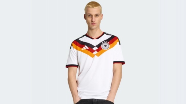 Jersey Home Jerman 26 [Adidas]