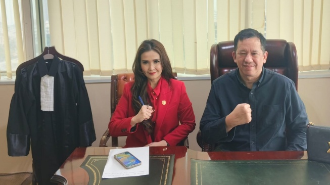 Kuasa hukum Derek Prabu Maras, Yuli Yanti Hutagaol. (Ist)