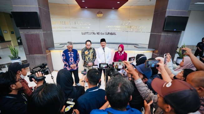 Open House Sekolah Rakyat Surabaya, Orang Tua Terharu Lihat Perkembangan Siswa