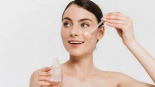 Di Bawah Rp30 Ribu! 5 Brightening Serum Aman untuk Pemula Atasi Kulit Kusam