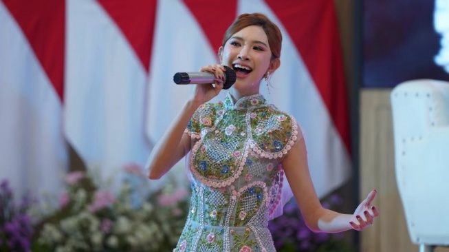 Pulang Kampung Setelah Sukses Go Internasional, Icha Yang Disambut Meriah di Jember