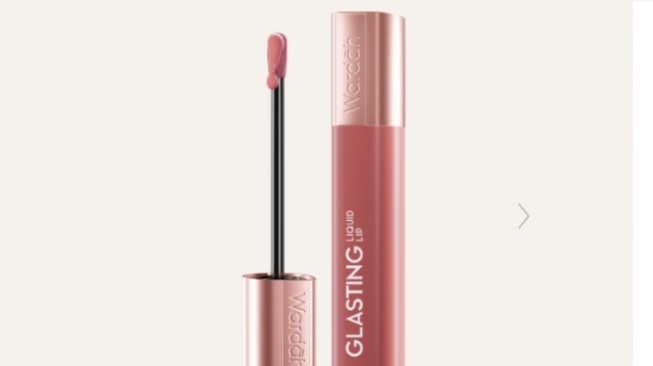 Wardah Glasting Liquid Lip  - Shade 02 Peach Polish.