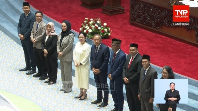 DPR Sahkan 7 Anggota Komisi Informasi Pusat Periode 2026-2030