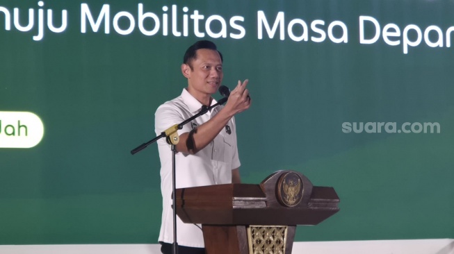 Menko Bidang Infrastruktur dan Pembangunan Kewilayahan, Agus Harimurti Yudhoyono (AHY) dalam agenda Langkah Hijau Grab untuk Indonesia di Jakarta, Senin (29/6/2026). [Suara.com/Dythia]