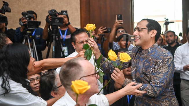 Terdakwa kasus dugaan korupsi pengadaan Chromebook dalam program digitalisasi pendidikan di Kemendikbudristek, Nadiem Anwar Makarim bersiap mengikuti sidang pembacaan putusan di Pengadilan Tipikor, Jakarta, Selasa (30/6/2026). [ANTARA FOTO/M Risyal Hidayat/nz]