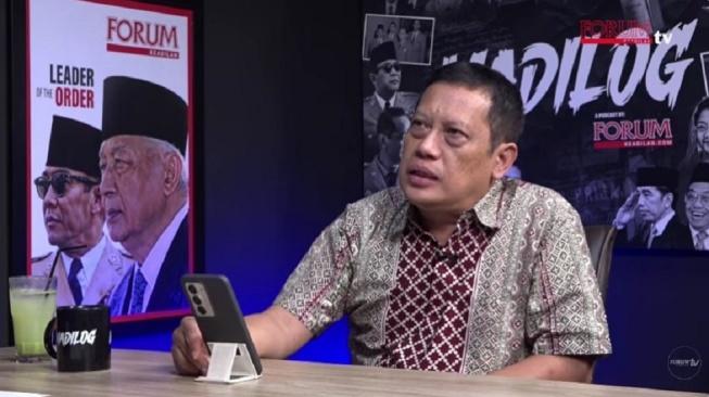 Bukan Cuma Soal Injak Kepala Kerbau, Lukas Luwarso Soroti Tokoh di Balik Acara Jokowi di Lampung