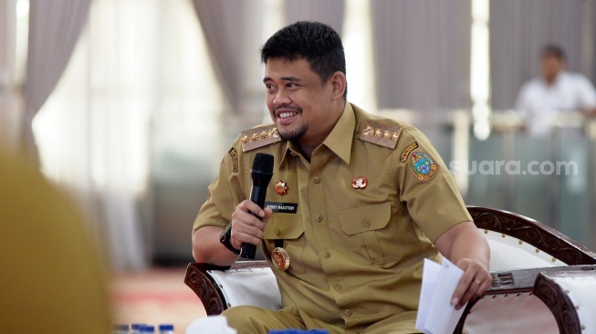 Sempat Tertahan di Papua, Bobby Nasution Pastikan Kontingen Pesparawi Sumut Pulang Besok