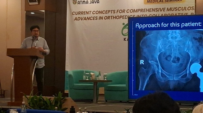dr. Handriadi Winaga, Sp.OT. (dok. ist)
