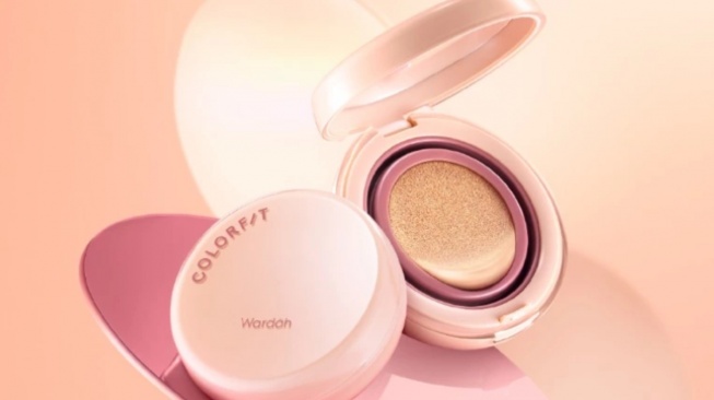 Wardah Cushion Glow Colorfit Perfect Glow Cushion. [Shopee/Wardah]