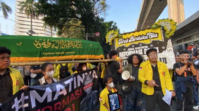 Dilarang Dekat Mabes, BEM UI Beberkan Rapor Merah 602 Kasus Kekerasan Polri di Depan Gedung ASEAN