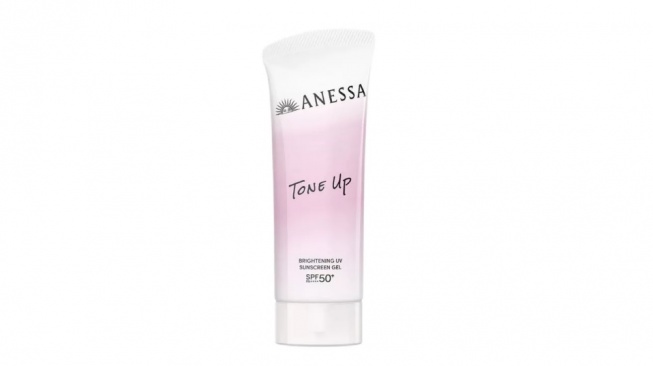 Anessa Tone Up Brightening UV Gel Sunscreen (Shopee)