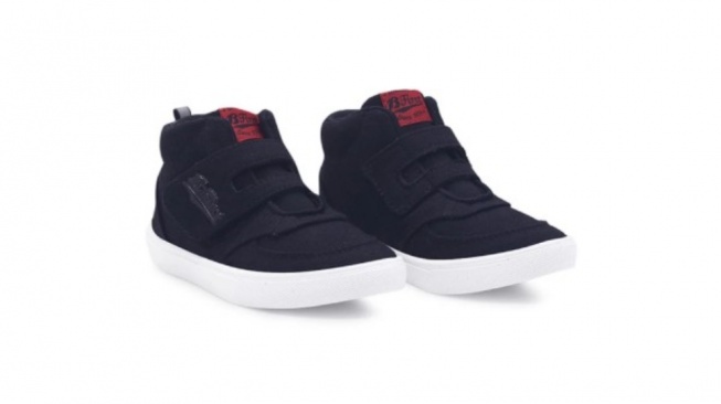 Sepatu sekolah Bata