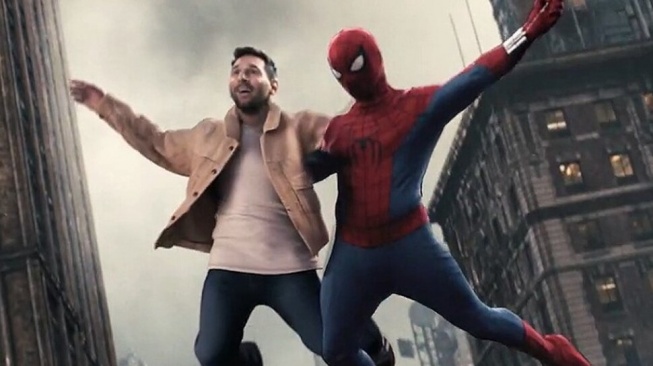 Lionel Messi Jadi Spider-Man? Aksi Terbangnya Bareng Tom Holland Bikin Heboh