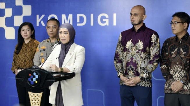 Komdigi - Meta Berantas Spam Judi Online, Bentuk Tim Khusus Lawan Bot di Instagram dan Facebook