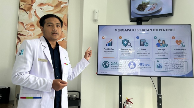 dr.M.Arief Gunawan, MKK, Sp.Ok Klinik Pertamina [Suara.com/Dini Afrianti]
