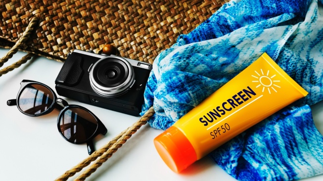 Pakar Beri Peringatan Soal Tren Sunscreen di Media Sosial