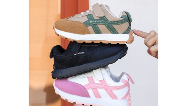 Leviere sepatu sekolah anak tk (shopee)